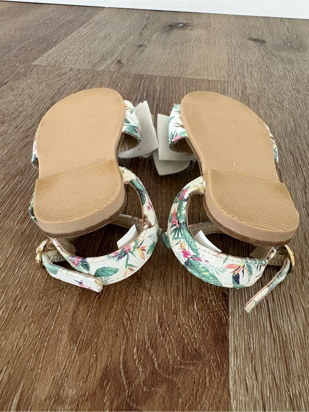 EUC Janie and Jack Tropical Jangle Bow Sandal Size: Toddler 6C| Vacation, Summer